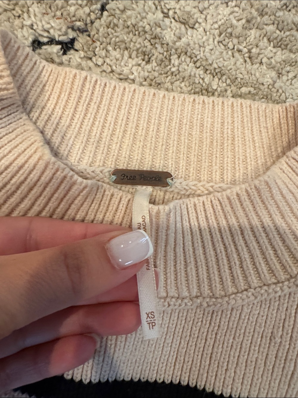 Free people sweater size XS - Picture 2 of 5